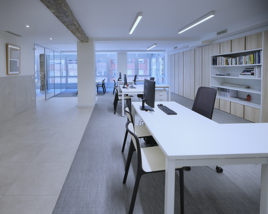Reforma integral de oficina moderna en Valladolid – Espacio diáfano Oficina Valladolid